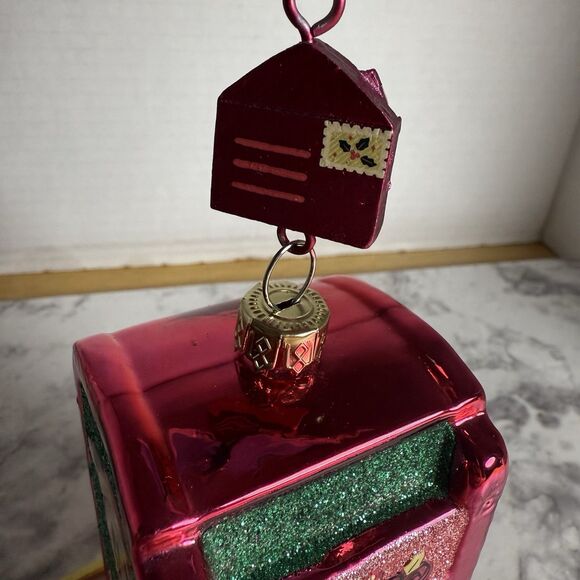 Disney Parks 2024 Mickey & Minnie Holiday Mailbox Glass Sketchbook Ornament NWT - Picture 4 of 6